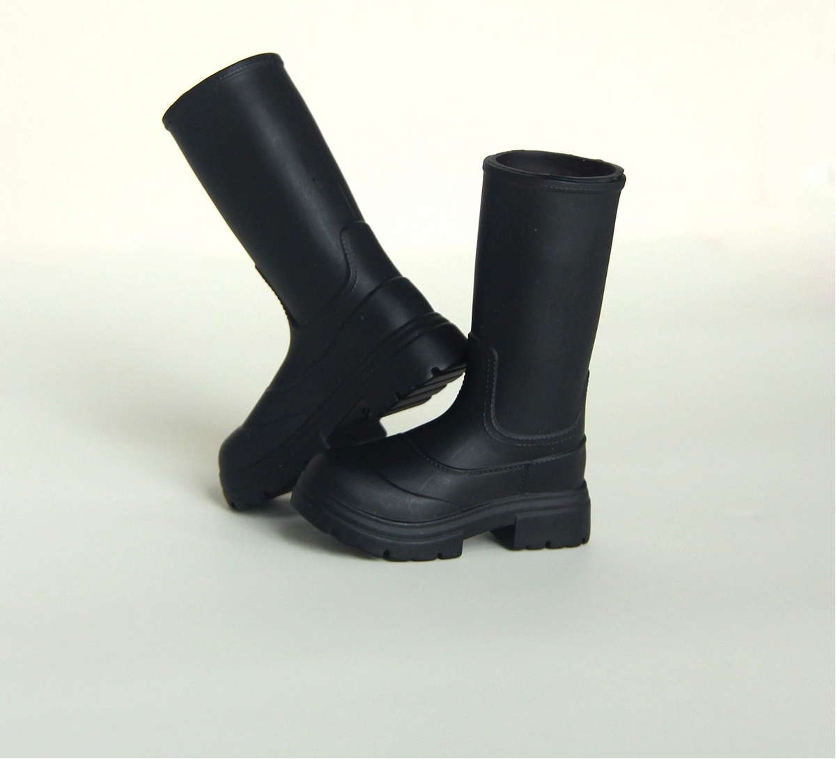 1/6 scale candy-color rain boots for fashion dolls