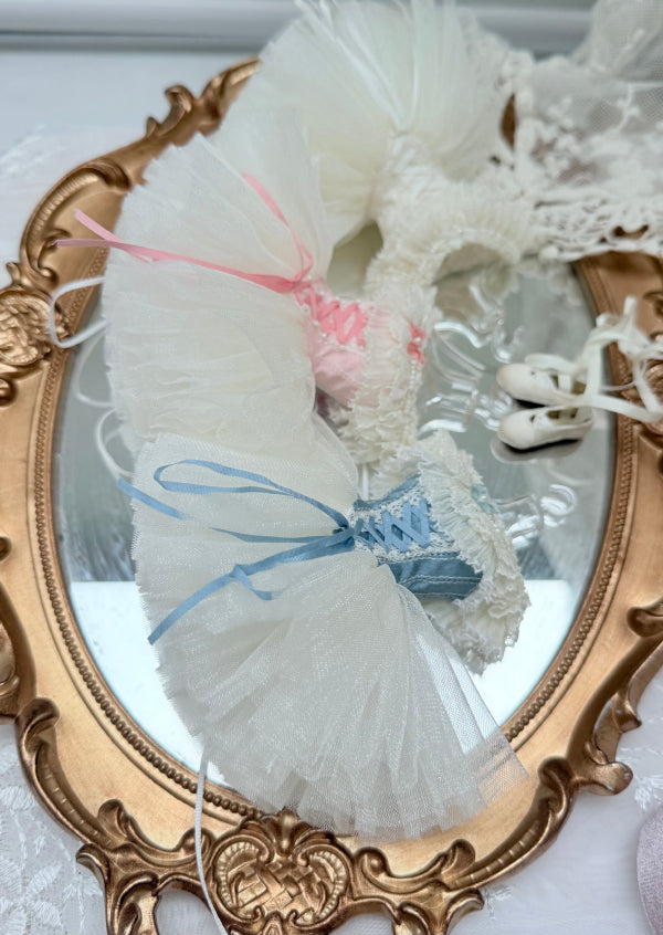 Classic ballet tutu dress set with ballet shoes for 1/6 scale dolls