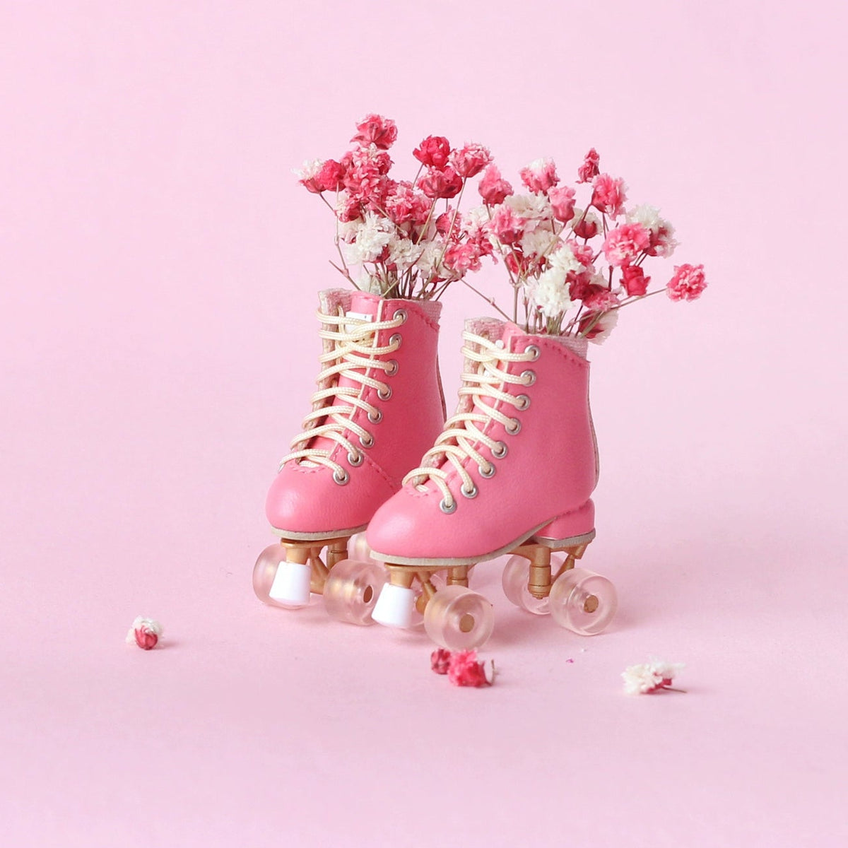1/6 scale macaron-color quad roller skates for dolls