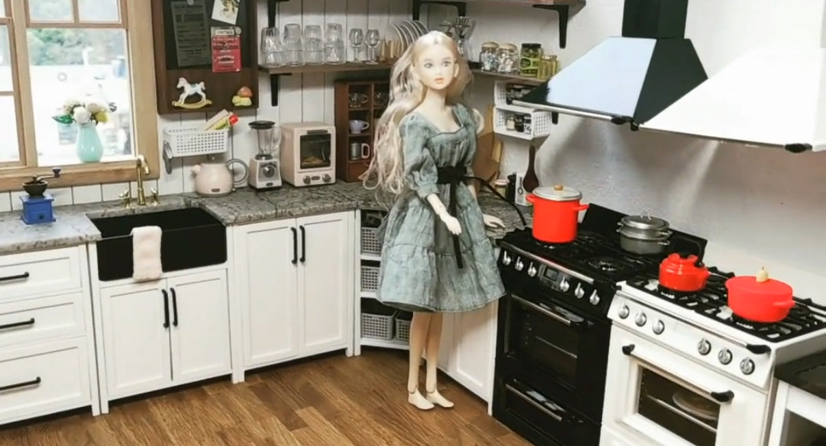 1/6 Doll House Model Furniture Accessories Mini Model Stove and Range HoodRange Hood & Light-Up Oven