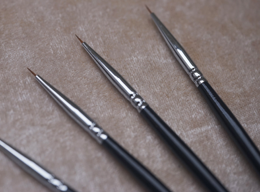 Ultra Fine Detail Brush for BJD & 1/6 Doll Painting | Rock & Pottery Art