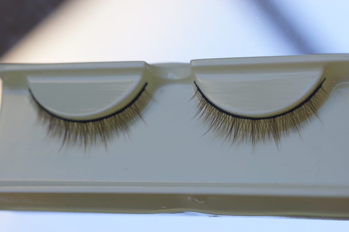 Brown BJD doll eyelashes close-up
