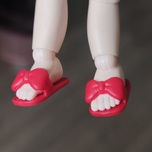 1/6 scale plastic doll shoes — vintage heels, pumps and sandals, catalog view 15
