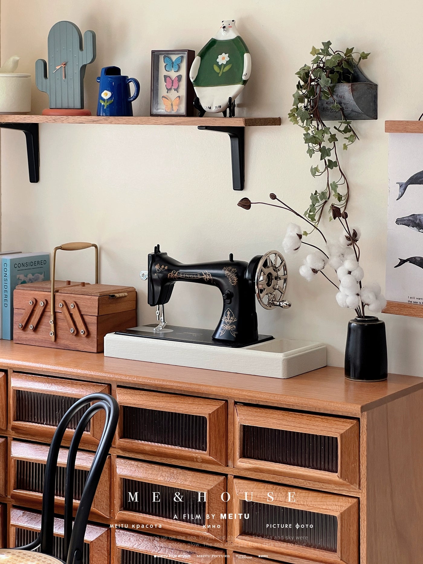 アンティーク装飾パネル ミニチュアミシン ディテール