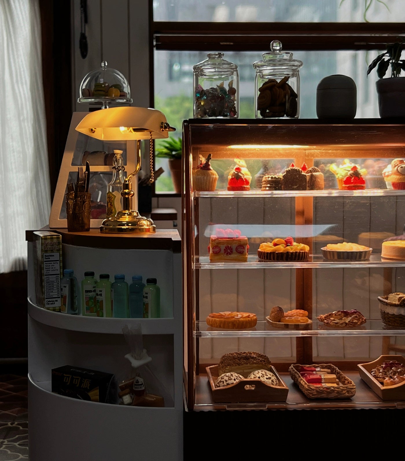 1/6 Scale Doll Dessert Display Case with Light – Battery Powered | Café Style Scene Prop