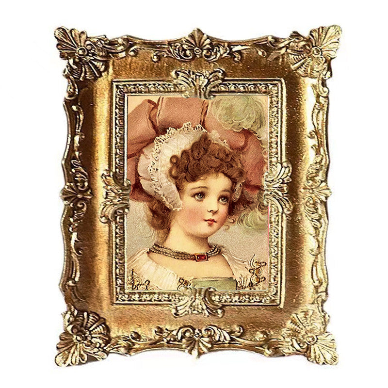 Vintage Gold Embossed Mini Frames – European Wall Decor
