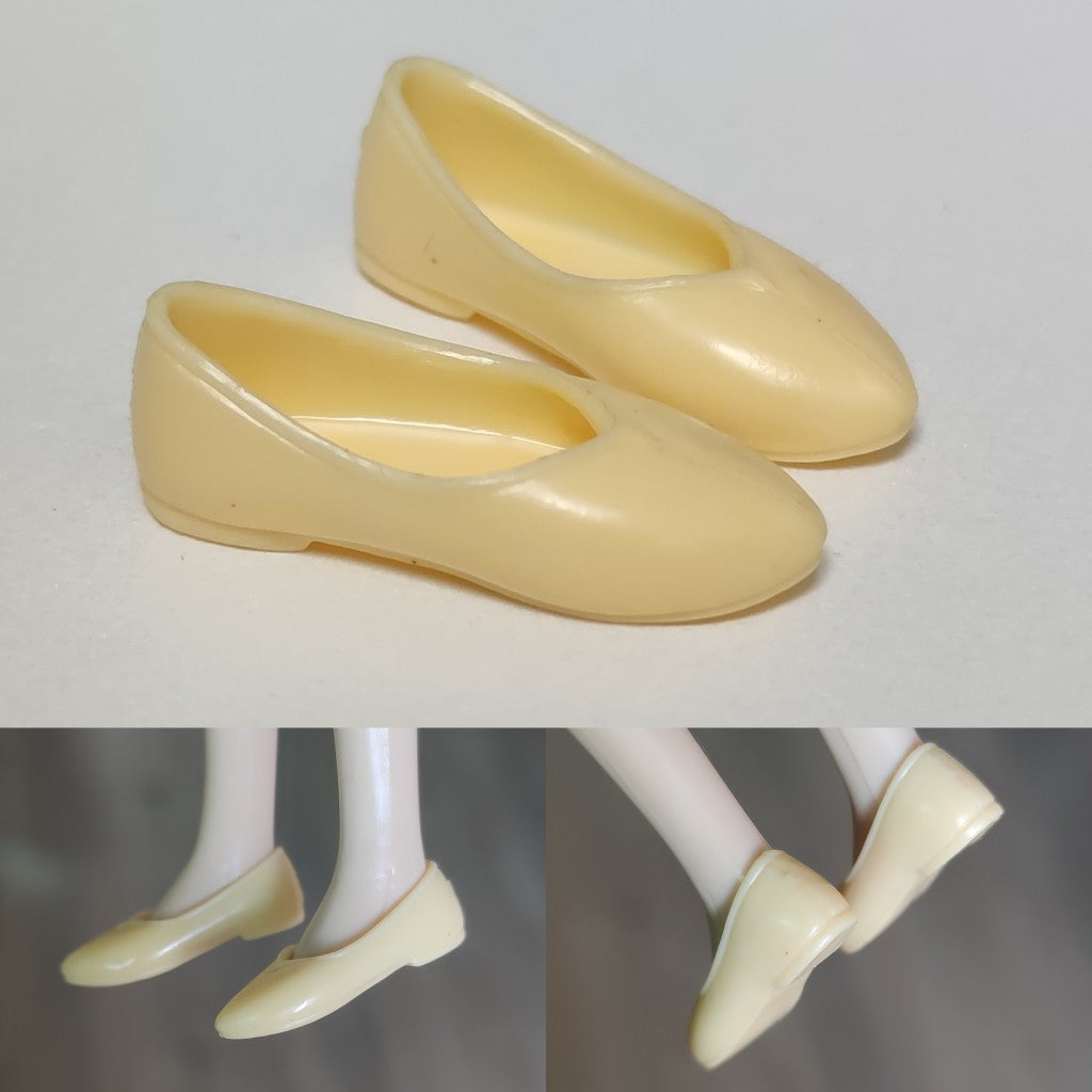 1/6 scale plastic doll shoes — vintage heels, pumps and sandals, catalog view 7