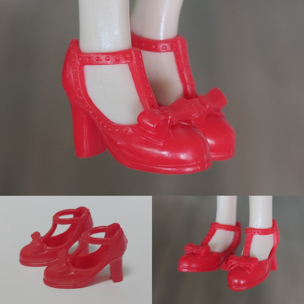 1/6 scale plastic doll shoes — vintage heels, pumps and sandals, catalog view 10