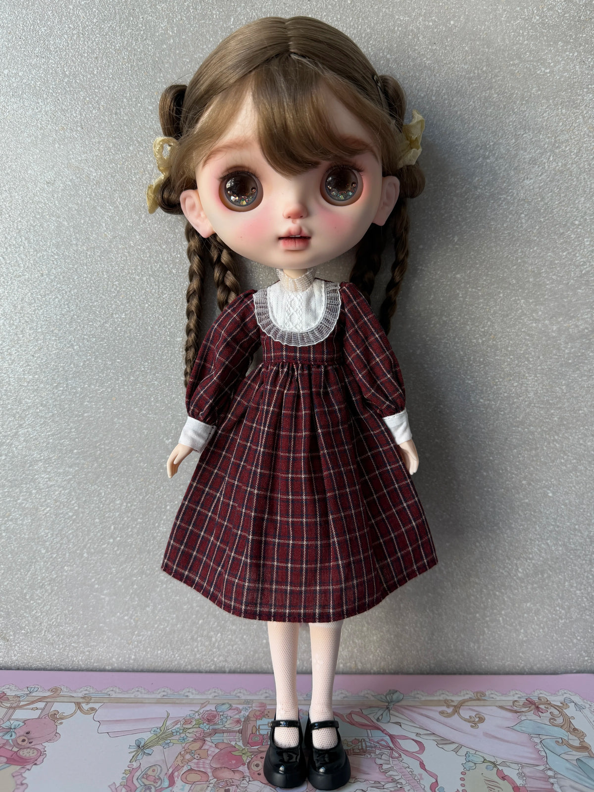 Burgundy plaid long-sleeve vintage dress for Blythe, Obitsu24, Azone, Licca and Cherry dolls